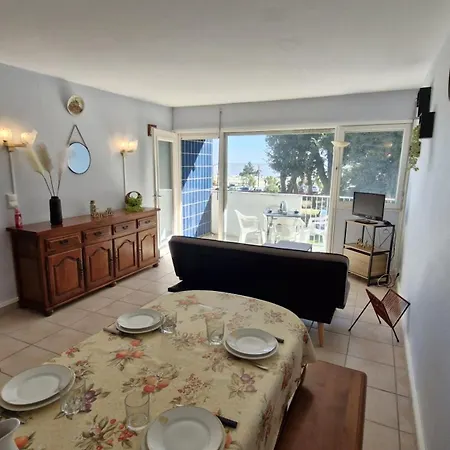 Georges De Didonne - Confort Simple Pour Cet Face à La